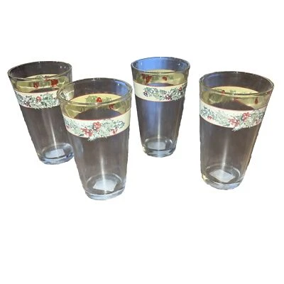 Set of 4 Vintage Gibson Christmas Holly Berry 16 oz Glasses Tumblers - Image 1 of 3