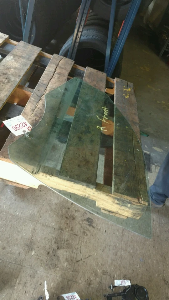  Dodge Avenger 2008 2009 2010 ventana puerta vidrio lado del pasajero delantero Foto 1 de 1