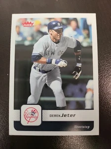 2006 Fleer Derek Jeter card #390 - Picture 1 of 2
