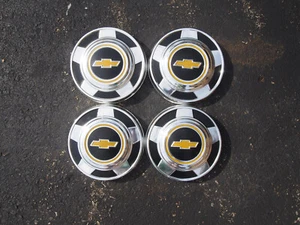 (4) OEM 1973-1987 Chevy Pickup Truck Squarebody Dog Dish Hubcaps C10 K10 1500 #3 - Picture 1 of 11