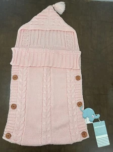 XMWEALTHY Pink Baby Swaddle Wrap Cable Knit Blanket - Tassel Hood & Button Sides - Picture 1 of 10