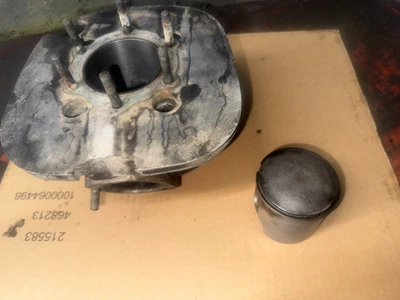 74-76 yamaha ty-250 oem motor cilindro y pistón, 434-11311-01-00 Foto 1 de 4