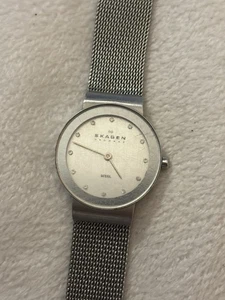 Skagen Small 358SSSD Women Stainless Steel Analog Dial Quartz Wrist Watch - Picture 1 of 11