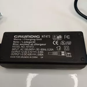 GRUNDIG NT473 Netz-/Ladegerät Ausgang 1-2: 3,1V-0,35A, Ausgang 1-3: 4,0V-0,60A, - Bild 1 von 4