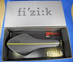 Fizik Arione 00 con binari intrecciati in carbonio ciclismo su strada (nuovo con scatola!) - Foto 1 di 18