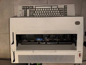 Máquina de escribir electrónica IBM Wheelwriter 10 Series II - Imagen 1 de 10
