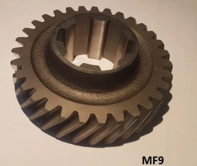 Triumph TR6 (1968-76) Gearbox Countershaft 3rd Gear 140509 - Image 1 of 3