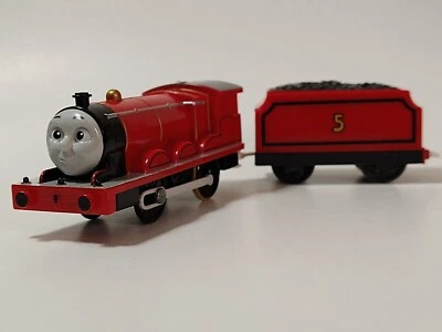 Thomas & Friends PLARAIL "TALKING JAMES" 2013 TrackMaster TOMY HiT Toy Company - Imagem 1 de 4