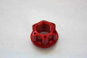 Écrou Bras Oscillant EVOTECH Triumph Stret Triple Daytona - Photo 1/1