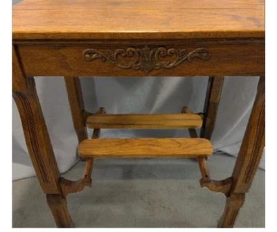 Antigua mesa biblioteca roble Foto 1 de 4