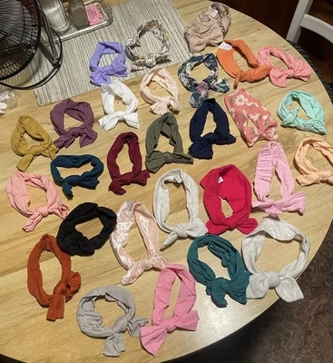 Baby Girls Lot Of 28 Bows Headbands All Different Colors Sizes 0-3, 3-6 Months - Image 1 of 4