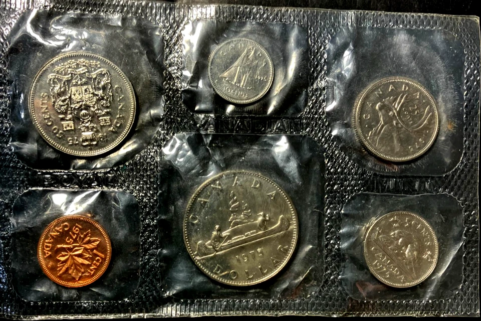 Old Canada Coin Set - 19715- UNCIRCULATED MINT PACKAGE - Excellent - Lot #N24 - Image 1 of 1