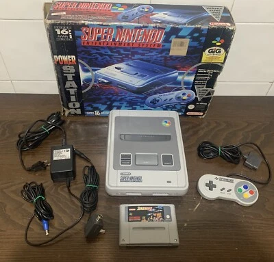 Super Nintendo Pal Snes + Gioco Omaggio Star Fox - Immagine 1 di 4