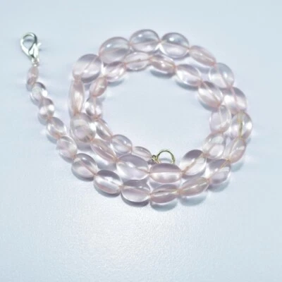 Collar minimalista de 24" con cuentas de piedras preciosas de cuarzo rosa liso forma ovalada de 24" Foto 1 de 4