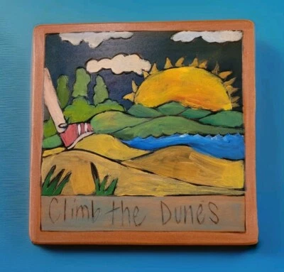Placa de pared de madera hecha a mano STICKS SARAH GRANT "Climb the Dunes" 7x7" - Objeto Arte Foto 1 de 4