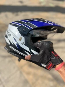 YAMAHA Yr8 Full Face Helmet (Blue, Size XL, Y6Ayr8Bbxl18, Motorcycling) - Picture 1 of 9
