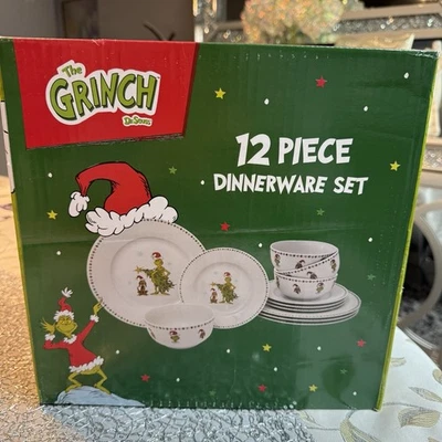 Набор столовой посуды Grinch Zrike Brand Merry Grinchmas 12 предметов, рождественская новая коробка - Изображение 1 из 4