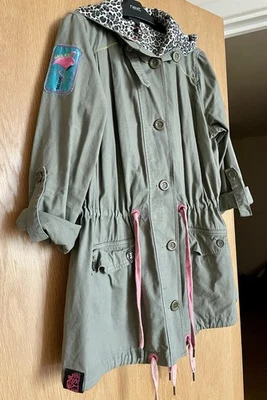 Henley’s Jacket Size 10/12 - Image 1 of 4