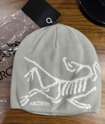 Nuevo Arc'teryx Cabeza de Pájaro Toque Gorro Gris Ceniza Lana Merino Invierno Sombrero de Esquí con Etiquetas Foto 1 de 4