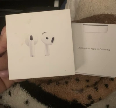 AirPods 4 — 第 1/4 张图片