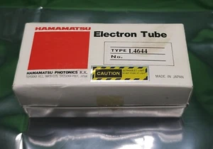 TUBO ELECTRÓNICO HAMAMATSU TIPO L4644 *NUEVA CAJA ABIERTA* *REEDICIÓN* - Imagen 1 de 4