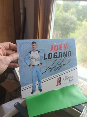 Tarjeta enmarcada 8,5x11 firmada en persona por Joey Logano NASCAR 2024  Foto 1 de 4