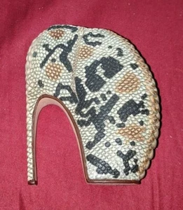 Alexander McQueen Savage Beauty Armadillo Shoe Heel Ornament Met Exhibit RARE - Picture 1 of 5