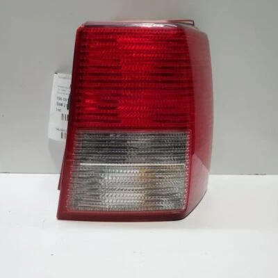 Luz trasera derecha Psger 2003-2006, Mitsubishi Endeavor, derecha, 2,4 L, PN:MN150666 Foto 1 de 4