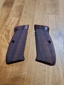 CZ-75 CZ-85 Hogue Pau Ferro Checkered Grips 75311 - Picture 1 of 8