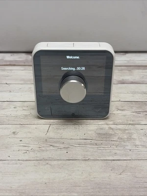 Hive Heating Thermostat SLT3c Model - Missing back plate  - Image 1 of 4