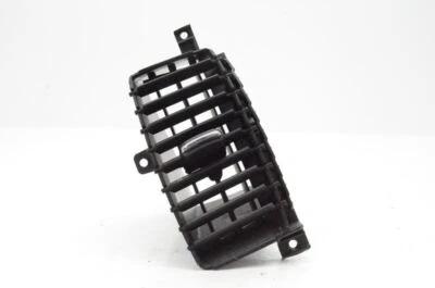 2005-2009 NISSAN PATHFINDER PASSENGER SIDE CENTER DASH BEZEL VENT 5NEH-19C681 - Image 1 of 4