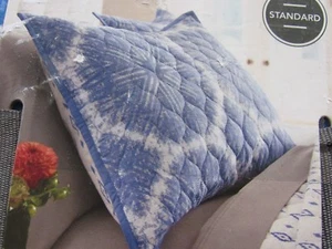 Almohada umbral simulada estándar medallón azul geométrico #3232 - Imagen 1 de 10