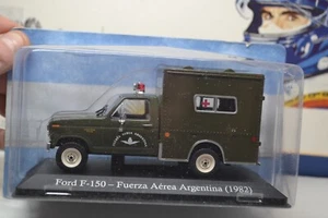 - 1982 FORD F-150 AMBULANCE - MODELLAUTO IM MASSSTAB 1:43 - ARGENTINA COLLECTION - Bild 1 von 7