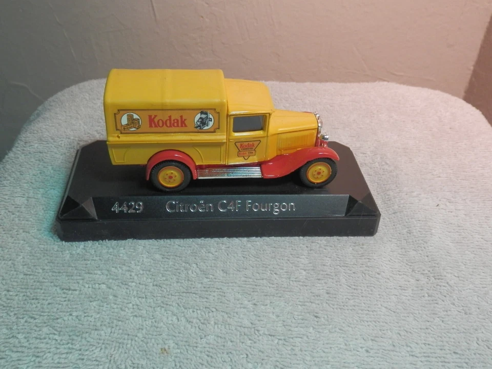 Camión Kodak vintage Solido Citroen C4F Fourgon #4429 hecho en Francia Foto 1 de 2