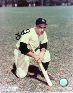 *YOGI BERRA*FIRMATO*AUTOGRAFATO*FOTO*NEW*YORK*YANKEES*MLB*HOF*BASEBALL*COA* - Foto 1 di 3