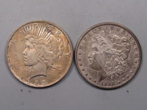 2 dólares de plata de Estados Unidos: Morgan de 1888 y Paz de 1923.  #1 - Imagen 1 de 7