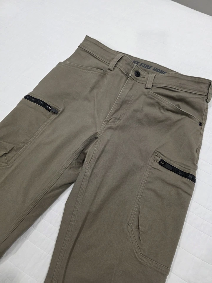 Manguera flexible contra incendios de lona Duluth Trading para hombre 32x28 ajuste relajado senderismo al aire libre Foto 1 de 4