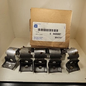 Lot Of 5 GM NOS 406887 70-84 FRONT SWAY BAR BRACKET NOVA CAMARO CHEVELLE 1 Set  - Bild 1 von 9