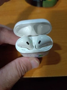 Apple AirPods 2ème génération avec étui de charge - Blanc - Photo 1 sur 19