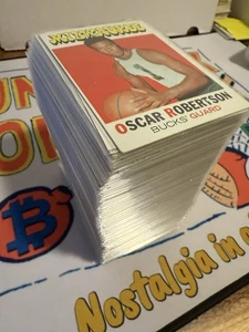 1971-72 Topps Basketball complete set Card Numbers 1 through 233 - Picture 1 of 9