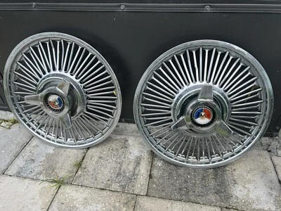 4 tapacubos Ford Galaxy 1963 OEM con cubierta Foto 1 de 4