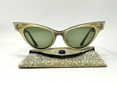 Vintage RAY BAN USA Sunglasses Womens Cat Eye Pearlrized 1950s Green Lens READ* - Image 1 of 4