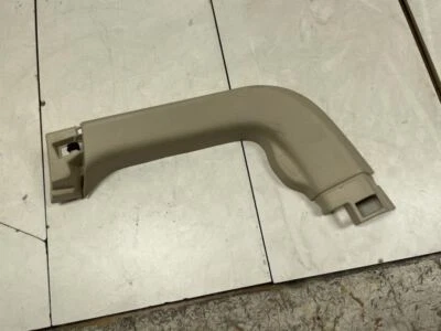 Nissan Pathfinder Platinum 2015 cubierta superior del portón trasero derecho del pasajero trasero  Foto 1 de 4