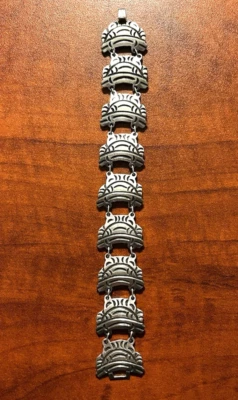 Vintage Mexican Sterling Silver Link Bracelet 24 Grams, 6 1/2 Inches - Image 1 of 4