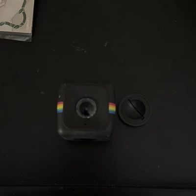 Polaroid Cube hd action camera Untested Parts No Charger - Image 1 of 3