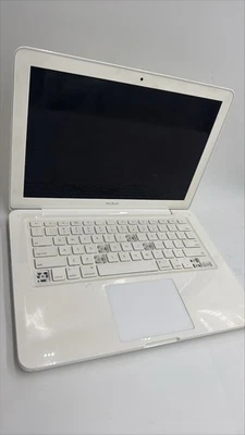 MacBook Core 2 Duo 2.26Ghz 13" Model A1342 2010  Core 2 Duo : parts only - Image 1 of 4