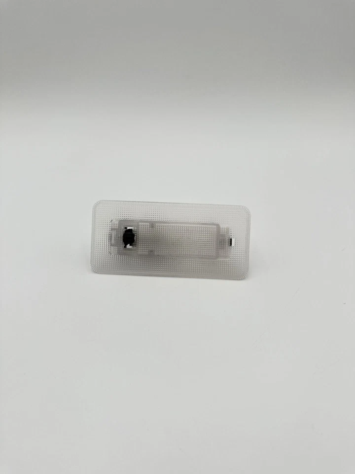 ⭐️ 2008 - 2011 Mercury Mariner 后干货物内部礼貌灯原始设备制造商 — 第 1/3 张图片