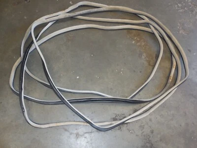 06-11 Mercedes Benz W251 R350 Set of 4 Door Seal Gaskets Weather Strip R550 R63 - Image 1 of 4