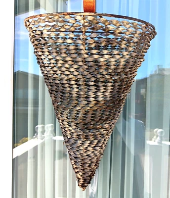 Maceta de jardín oxidada de metal dorado Chippy de colección 17 x 11,5" envío gratuito Foto 1 de 4