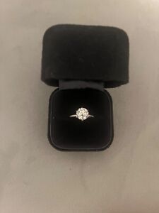 Stunning Tiffany Setting Platinum Diamond Engagement Ring- 2.16 carat